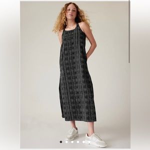 NWT Athleta Arrival Dress